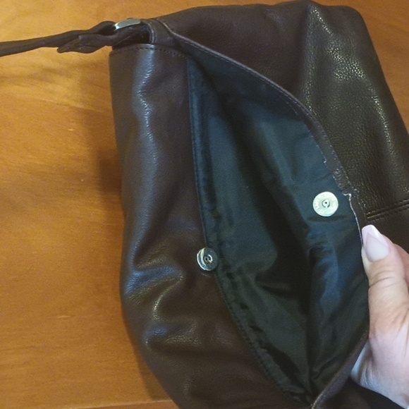 NWT Brown Leather Satchel Flap Closure Shoulder bag - Picture 8 of 8